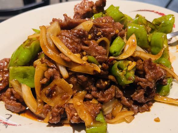 B2. 小炒牛肉 / Boeuf Sauté Style Hunan / Hunan Style Beef